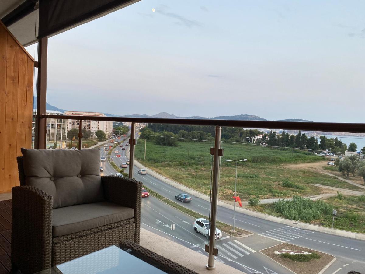 Bitcoin And Ethereum Deluxe Apartments Bar Exteriör bild