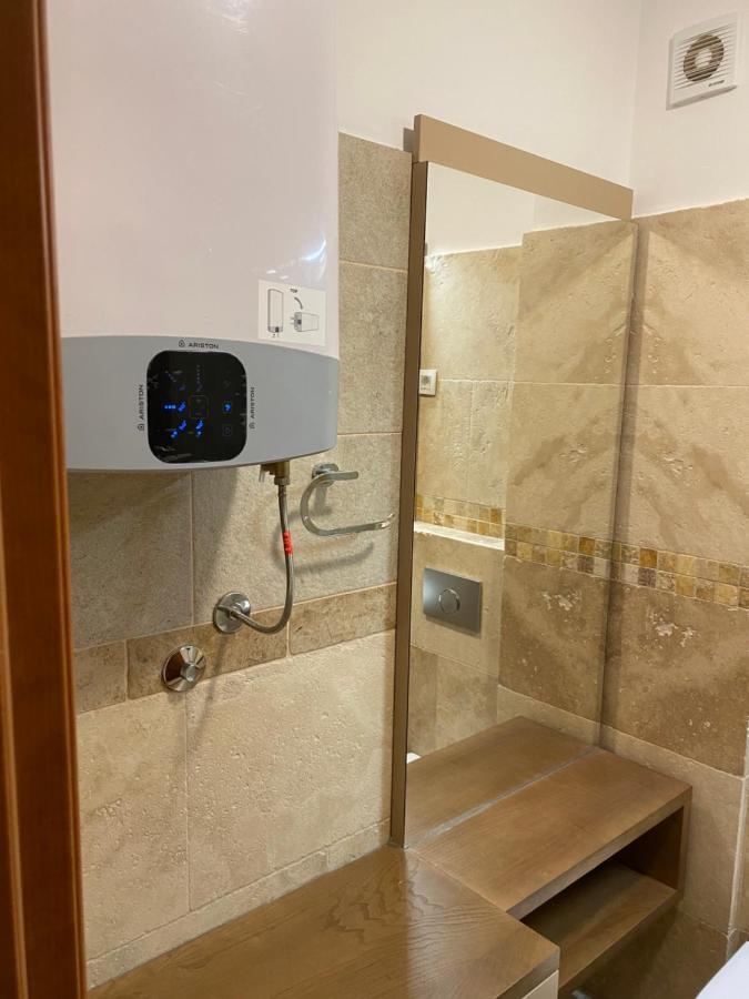 Bitcoin And Ethereum Deluxe Apartments Bar Exteriör bild