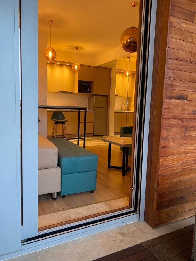 Bitcoin And Ethereum Deluxe Apartments Bar Exteriör bild