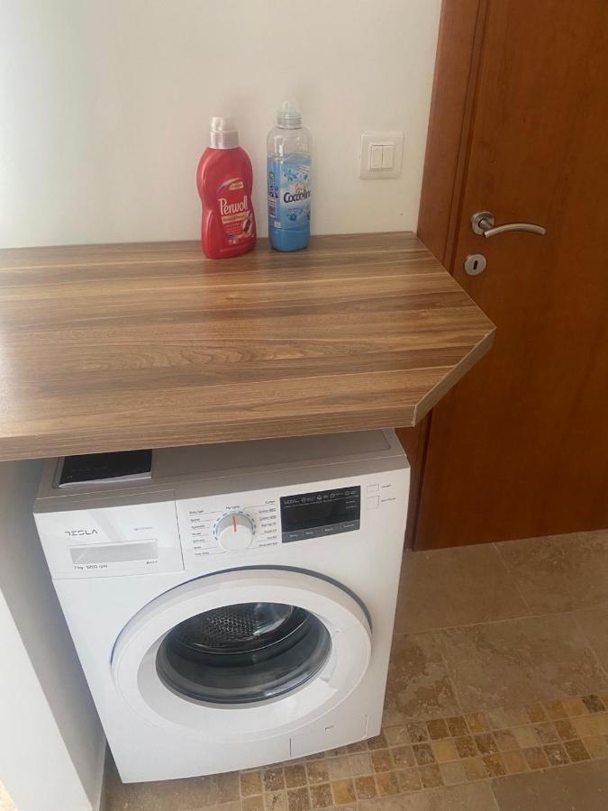 Bitcoin And Ethereum Deluxe Apartments Bar Exteriör bild