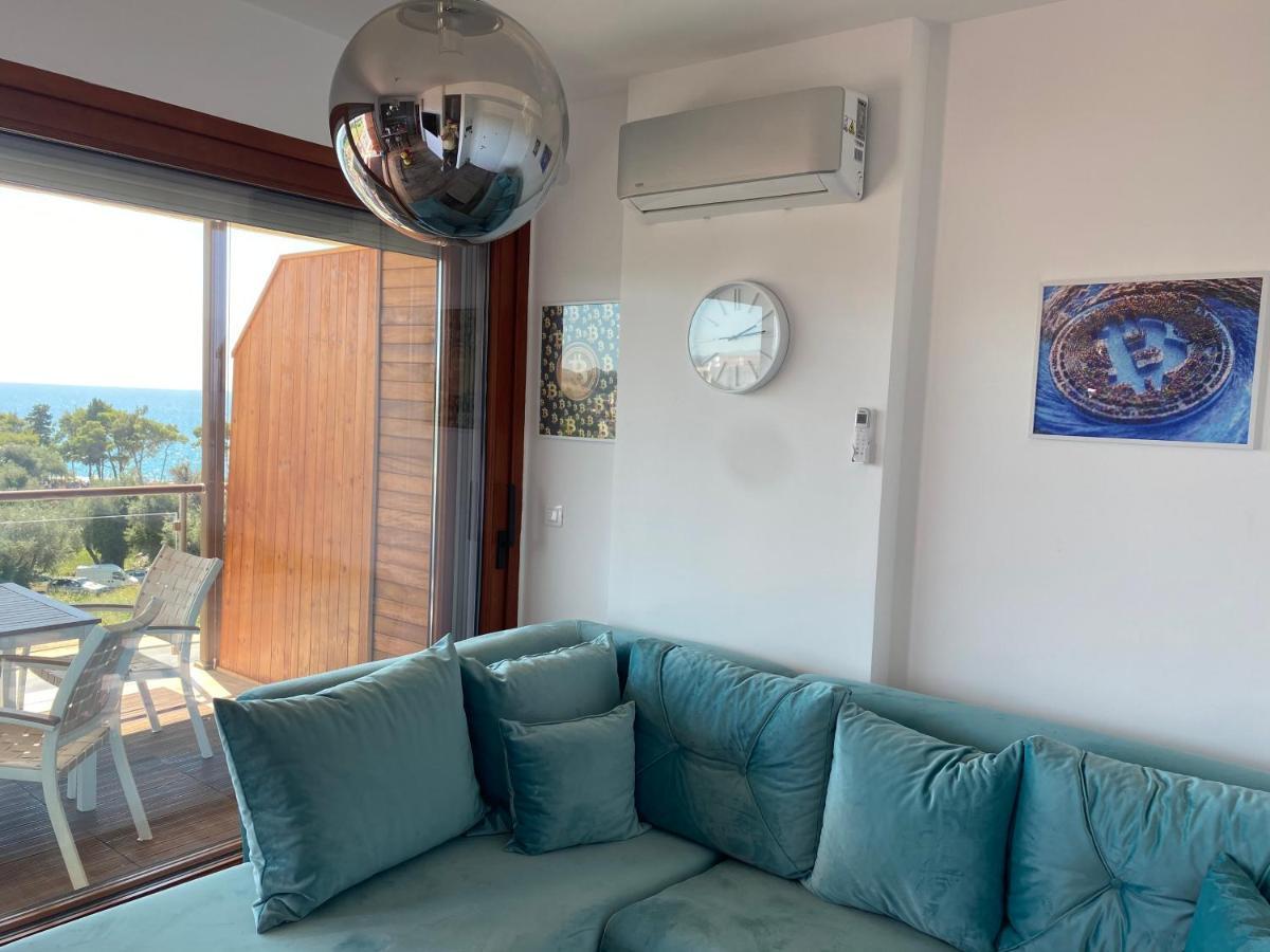 Bitcoin And Ethereum Deluxe Apartments Bar Exteriör bild